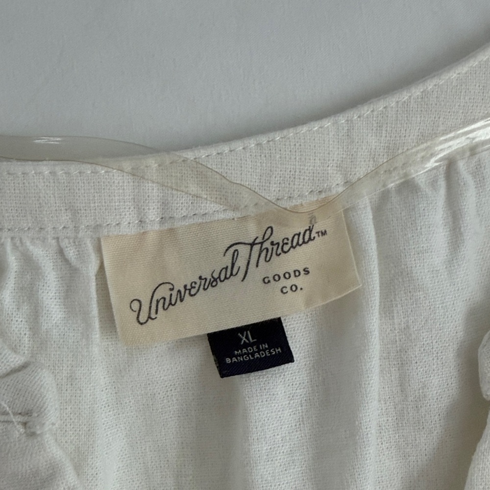 Universal Thread Off-White Blouse - image 2